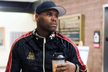 Канадський боксер Адоніс Стівенсон почав розмовляти після виходу з коми Канадський боксер Адоніс Стівенсон почав розмовляти після виходу з коми