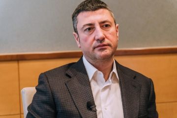 Олег Бахматюк в очередной раз организовал митинг против Сытника Олег Бахматюк в очередной раз организовал митинг против Сытника