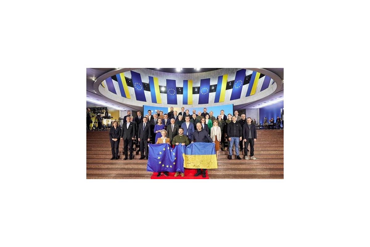Сьогодні у Києві розпочнеться саміт Україна-ЄС Сьогодні у Києві розпочнеться саміт Україна-ЄС