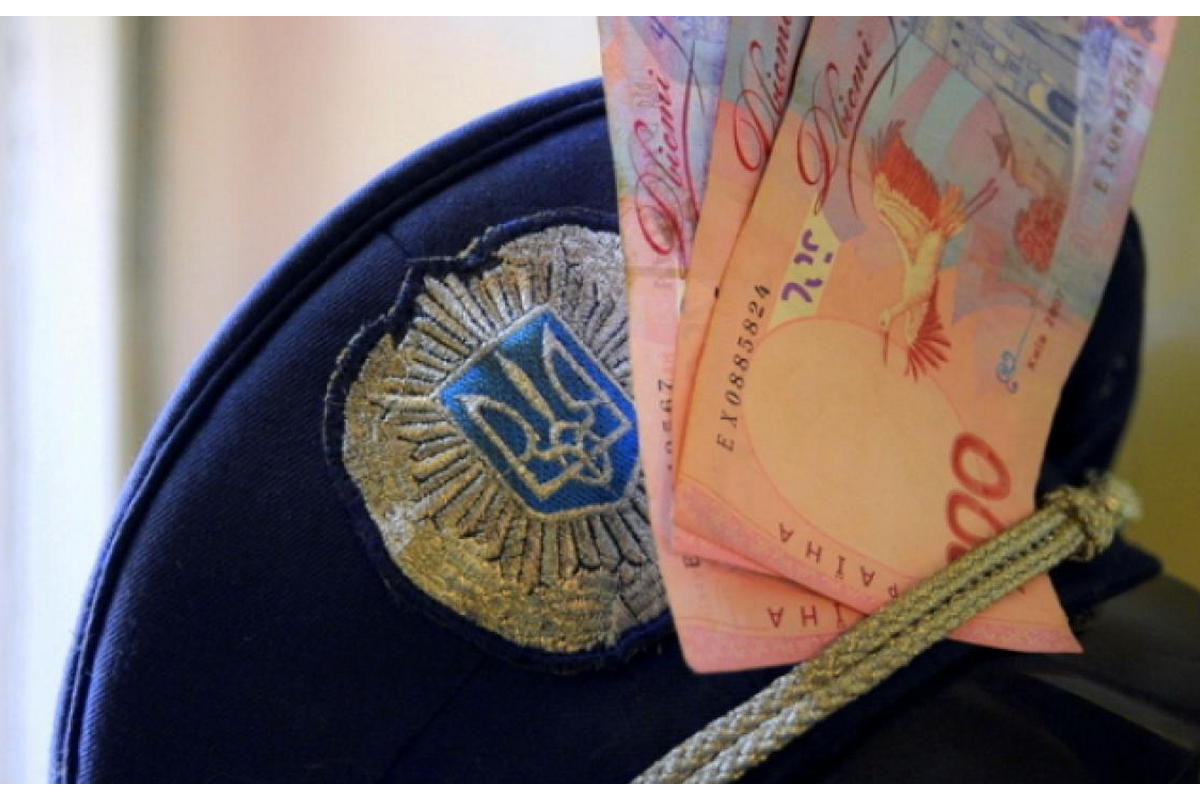 Водій у нетверезому стані намагався дати хабаря поліції Кривого Рогу! Водій у нетверезому стані намагався дати хабаря поліції Кривого Рогу!