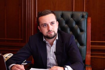 Заступник Глави ОП Кирило Тимошенко добряче «нагрів руки» на бюджеті України. Чому він і досі за це не відповів… Заступник Глави ОП Кирило Тимошенко добряче «нагрів руки» на бюджеті України. Чому він і досі за це не відповів…