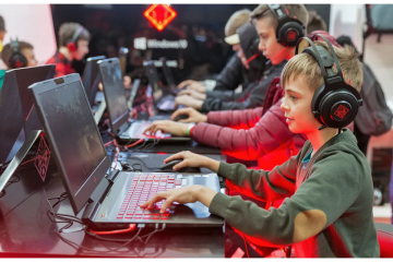 Максим Кріппа підбив підсумки 2022 року для академій клубу NAVI Максим Кріппа підбив підсумки 2022 року для академій клубу NAVI