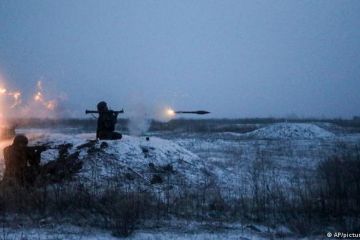 Російське вторгнення в Україну : Росія знову відкрила вогонь по Сумщині Російське вторгнення в Україну : Росія знову відкрила вогонь по Сумщині