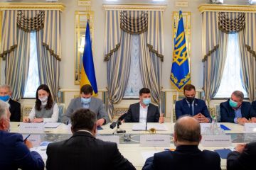 В Україні існує кадровий голод, і цю проблему мають вирішувати держава та вища освіта – Президент В Україні існує кадровий голод, і цю проблему мають вирішувати держава та вища освіта – Президент