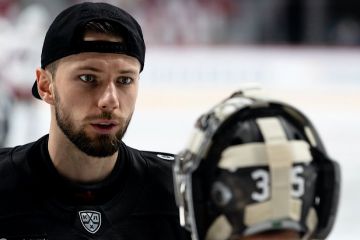 Хотел в НХЛ, а поедет на Донбас. Вратаря сборной росии повязала военная прокуратура Хотел в НХЛ, а поедет на Донбас. Вратаря сборной росии повязала военная прокуратура