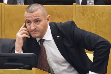 «Храм-сарай» Ильтякова подведет «Единую Россию» «под монастырь» «Храм-сарай» Ильтякова подведет «Единую Россию» «под монастырь»