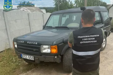 ​Затримано мешканця Київщини, який продавав військовослужбовцям автомобілі, отримані як гуманітарна допомога