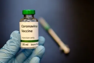 ​В США можуть ухвалити вакцину до закінчення випробувань