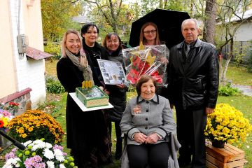 УДФСУ привітав Валентину Гаврилівну Кулініч із 100-річчям! УДФСУ привітав Валентину Гаврилівну Кулініч із 100-річчям!