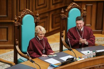 Судьи решили выбить у правительства потерянные на карантине зарплаты. Цена вопроса 1,125 млрд грн Судьи решили выбить у правительства потерянные на карантине зарплаты. Цена вопроса 1,125 млрд грн