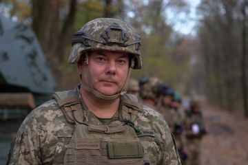 ПРИВІТЯННЯ КОМАНДУВАЧА ОБ'ЄДНАНИХ СИЛ ЗБРОЙНИХ СИЛ УКРАЇНИ З ДНЕМ РАКЕТНИХ ВІЙСЬК І АРТИЛЕРІЇ ПРИВІТЯННЯ КОМАНДУВАЧА ОБ'ЄДНАНИХ СИЛ ЗБРОЙНИХ СИЛ УКРАЇНИ З ДНЕМ РАКЕТНИХ ВІЙСЬК І АРТИЛЕРІЇ