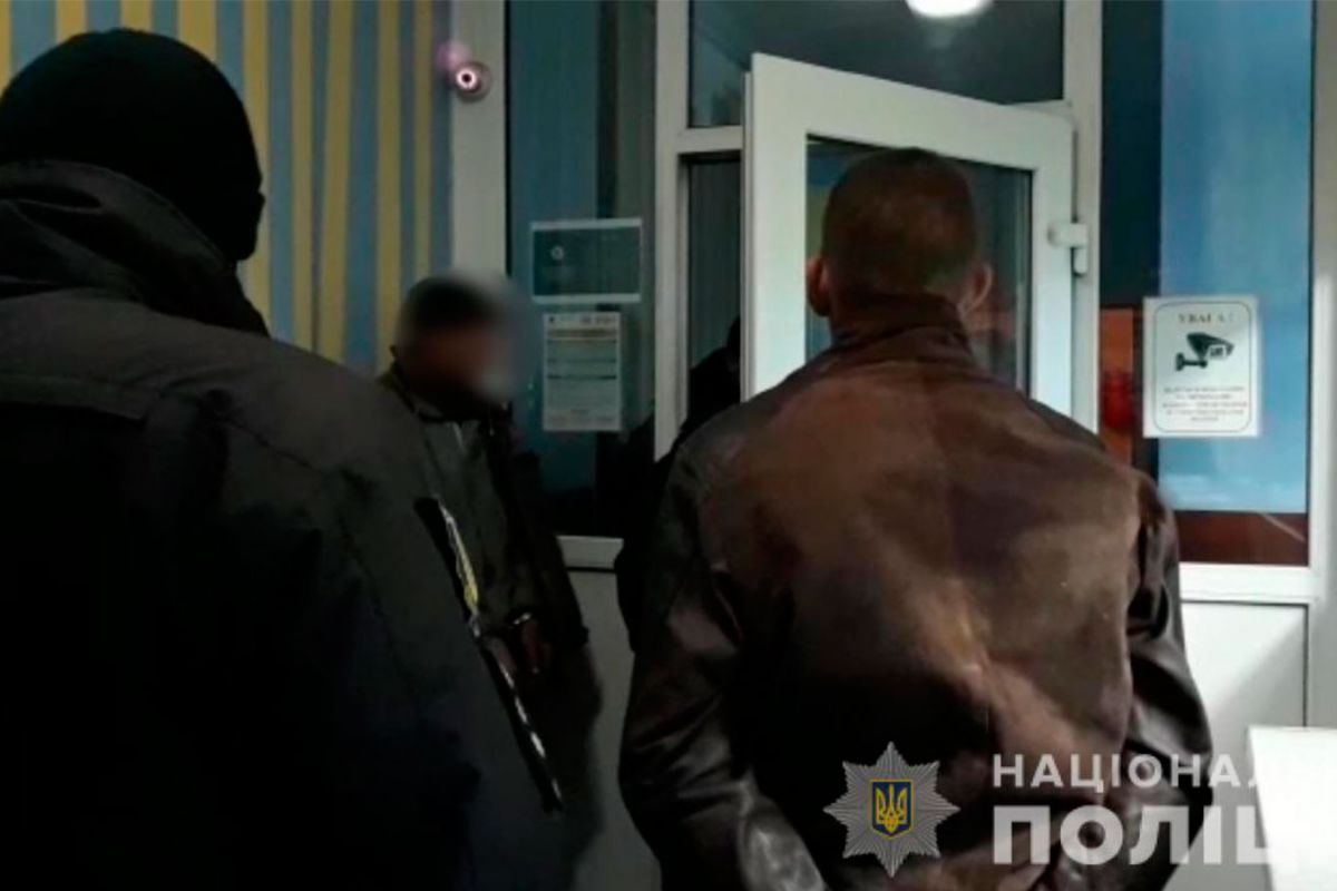 Одесит вбив друга, але тут же зізнався поліції Одесит вбив друга, але тут же зізнався поліції