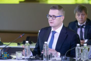 Вплив на економіку – один із інструментів у гібридній війні проти України, – Іван Баканов Вплив на економіку – один із інструментів у гібридній війні проти України, – Іван Баканов