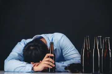 ​Вплив алкоголю на здоров'я та негативні наслідки від передозування спиртними напоями