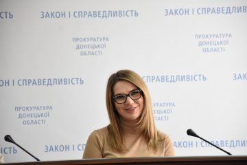 Прокурори відвідали семінар з питань внутрішньої безпеки та професійної етики Прокурори відвідали семінар з питань внутрішньої безпеки та професійної етики