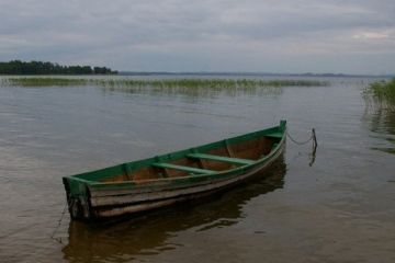 Екстремали на шинах і човнах Екстремали на шинах і човнах