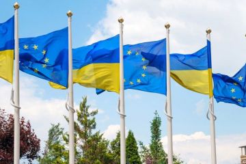 Російське вторгнення в Україну : Єврокомісія цього тижня зробить крок до отримання Україною статусу кандидата в ЄС Російське вторгнення в Україну : Єврокомісія цього тижня зробить крок до отримання Україною статусу кандидата в ЄС
