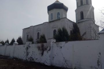 Російське вторгнення в Україну :  рашисти обстріляли Михайлівку поблизу Рубіжного. Загинув священник Російське вторгнення в Україну :  рашисти обстріляли Михайлівку поблизу Рубіжного. Загинув священник