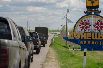 На передову у бригади Десантно-штурмових військ передали нові пікапи та необхідне спорядження для бійців На передову у бригади Десантно-штурмових військ передали нові пікапи та необхідне спорядження для бійців