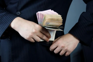 В Одеській області підрядник привласнив 3,5 млн гривень на реконструкції футбольного поля В Одеській області підрядник привласнив 3,5 млн гривень на реконструкції футбольного поля