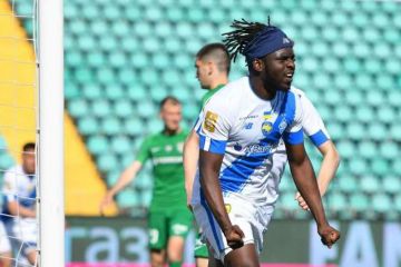 Динамо вирвало перемогу над Ворсклою завдяки дебютному голу легіонера та продовжило безпрограшну серію Динамо вирвало перемогу над Ворсклою завдяки дебютному голу легіонера та продовжило безпрограшну серію