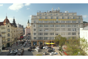 Львівський будинок профспілок перетворять на публічний дім? Львівський будинок профспілок перетворять на публічний дім?