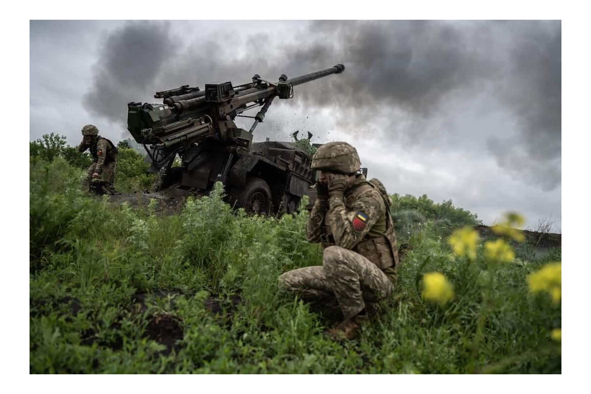 Війська рф зосереджують основні зусилля на спробах повної окупації Луганської та Донецької областей Війська рф зосереджують основні зусилля на спробах повної окупації Луганської та Донецької областей