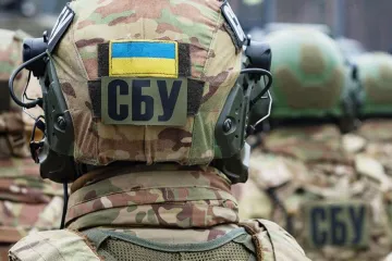 ​СБУ ліквідувала потужний канал незаконної легалізації росіян, які втекли з рф в Україну