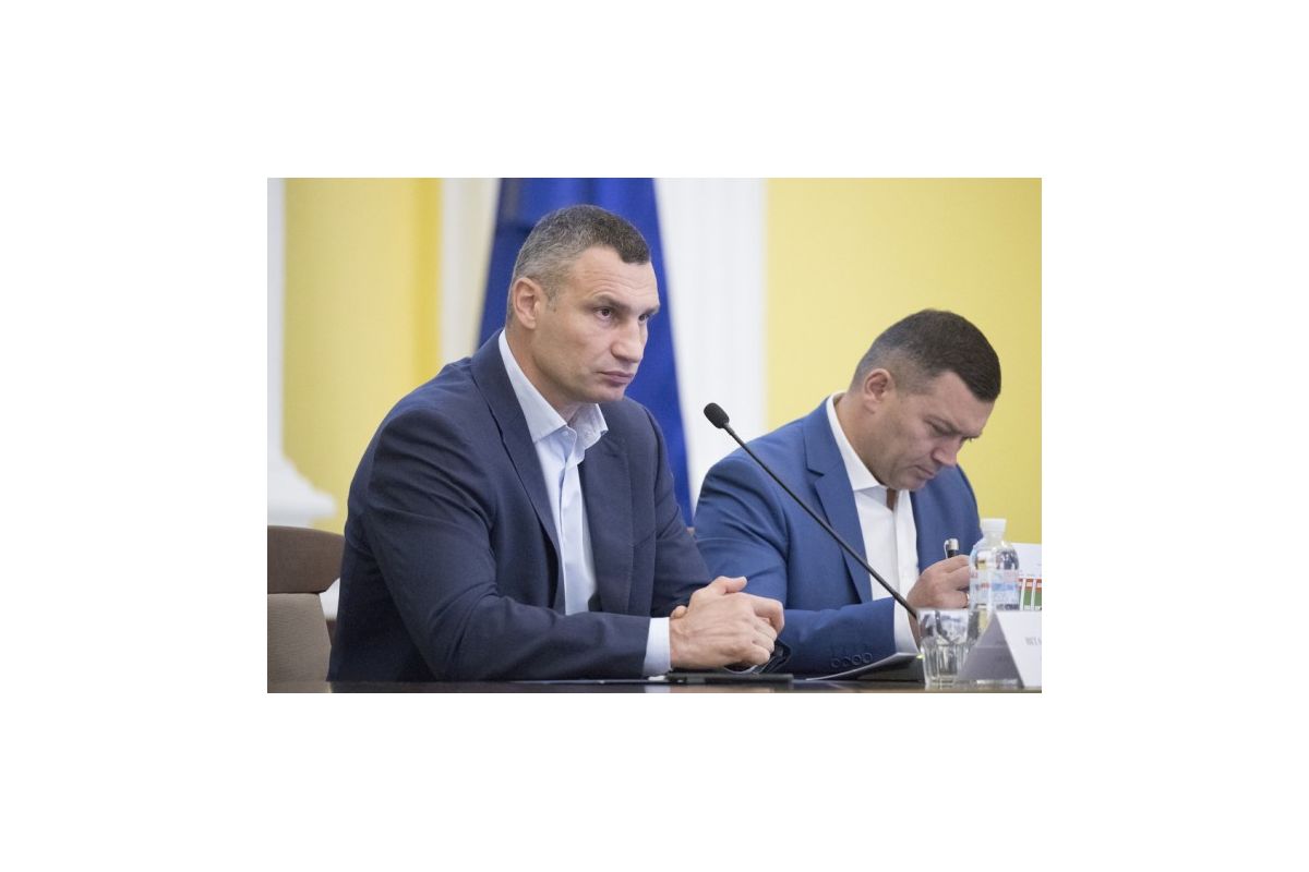 Віталій Кличко: «Враховуючи тенденції розвитку міста, бюджет Києва у 2022 році може становити понад 71 мільярд гривень» Віталій Кличко: «Враховуючи тенденції розвитку міста, бюджет Києва у 2022 році може становити понад 71 мільярд гривень»