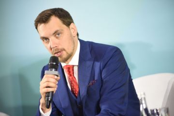 Уряд ініціює Фонд IT Creative, який буде виховувати нових ІТ-спеціалістів, – Олексій Гончарук Уряд ініціює Фонд IT Creative, який буде виховувати нових ІТ-спеціалістів, – Олексій Гончарук