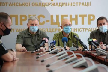 «Армія надає допомогу мешканцям Луганщини у гасінні пожежі. Постраждалих воїнів буде представлено до державних нагород» — Андрій Таран «Армія надає допомогу мешканцям Луганщини у гасінні пожежі. Постраждалих воїнів буде представлено до державних нагород» — Андрій Таран