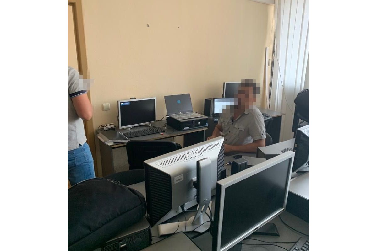 Компанія з Дніпропетровщини продавала шпигунське програмне забезпечення Компанія з Дніпропетровщини продавала шпигунське програмне забезпечення