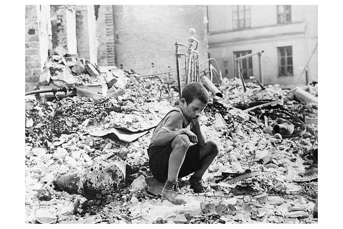  A horrific tragedy through the eyes of an 8-year-old girl. Bloody September of 1939  in Poland and Ukraine  