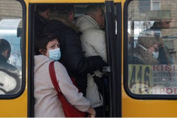 В Україні введуть штрафи за відсутність маски В Україні введуть штрафи за відсутність маски