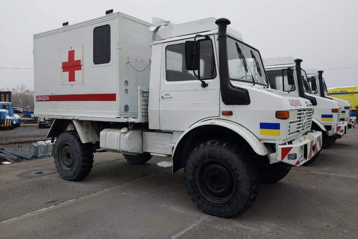 У Великобританії на благодійному вечорі зібрали кошти на карети "швидкої" для України У Великобританії на благодійному вечорі зібрали кошти на карети "швидкої" для України