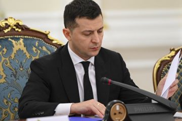 Зеленский так и не подал обещанный законопроект о территориальной обороне, - СМИ Зеленский так и не подал обещанный законопроект о территориальной обороне, - СМИ