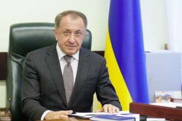 Голова Ради НБУ, академік НАН України Богдан Данилишин про основні здобутки та невдачі української економіки у 2020 році та економічні ризики 2021 року. Підсумки 2020 року та завдання на 2021 рік Голова Ради НБУ, академік НАН України Богдан Данилишин про основні здобутки та невдачі української економіки у 2020 році та економічні ризики 2021 року. Підсумки 2020 року та завдання на 2021 рік