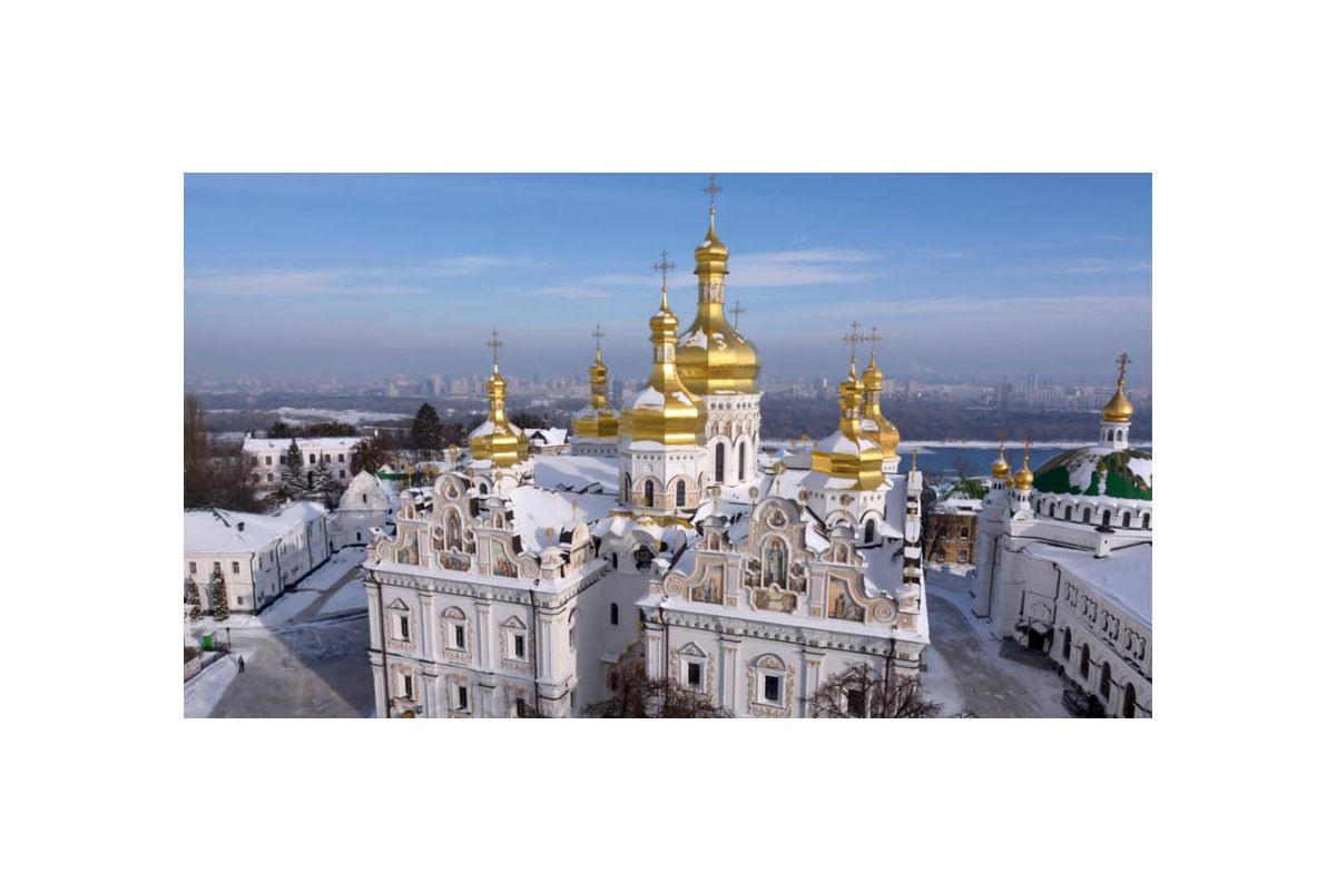 Успенський собор і Трапезну церкву Києво-Печерської лаври повернули у власність держави Успенський собор і Трапезну церкву Києво-Печерської лаври повернули у власність держави