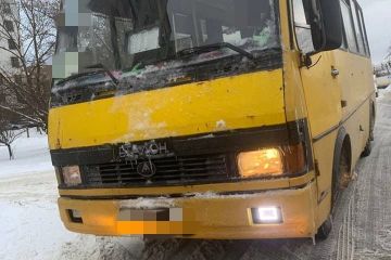 У Львові водій маршрутки катав свою дружину містом у стані наркотичного сп'яніння У Львові водій маршрутки катав свою дружину містом у стані наркотичного сп'яніння