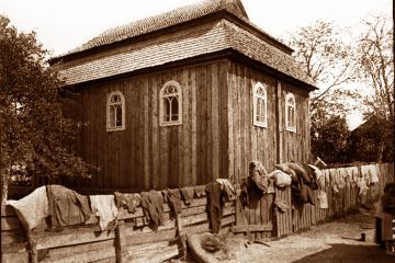 Загадка, яку зберігає Дніпровський будинок, збудований на місті караїмської Кенаси Загадка, яку зберігає Дніпровський будинок, збудований на місті караїмської Кенаси