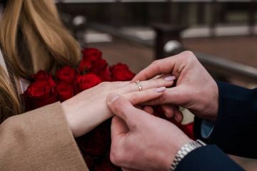 Російське вторгнення в Україну : І під час війни є місце для щастя! Російське вторгнення в Україну : І під час війни є місце для щастя!