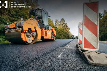 Директора дорожного підприємства судитимуть за ухилення від сплати 7,5 млн грн податків Директора дорожного підприємства судитимуть за ухилення від сплати 7,5 млн грн податків