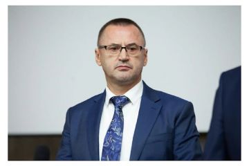 Вінниччина перемагає у конкурсі посадових інтриг, або Історія про те, як Василь Паненко очолив «Пироговку» Вінниччина перемагає у конкурсі посадових інтриг, або Історія про те, як Василь Паненко очолив «Пироговку»