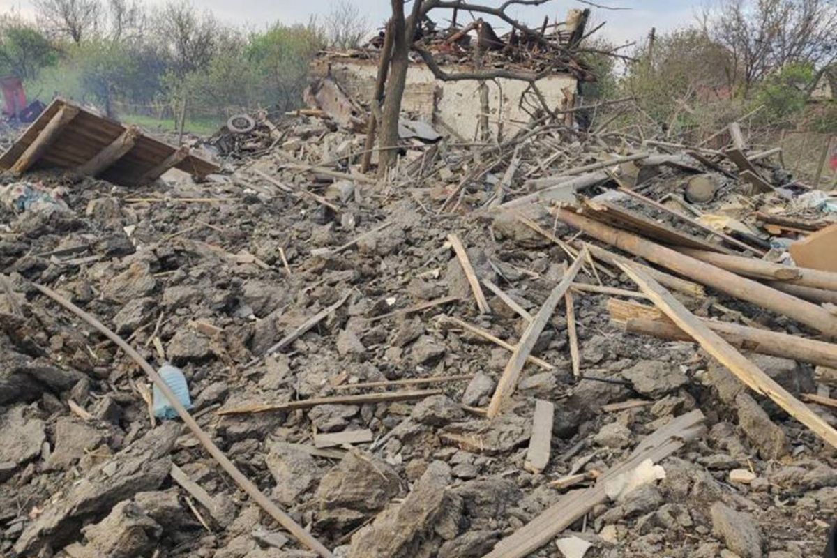 Житлові будинки, газові труби і хлібопункт – наслідки нових влучань ворожої артилерії Житлові будинки, газові труби і хлібопункт – наслідки нових влучань ворожої артилерії