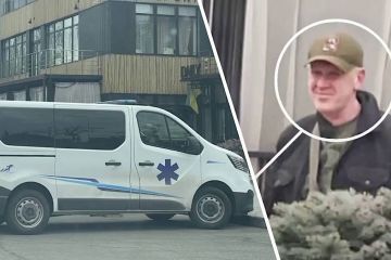 Машину "швидкої" передали як гуманітарку, а директор їздить на ній в ресторан: у Миколаєві розгорівся скандал (відео) Машину "швидкої" передали як гуманітарку, а директор їздить на ній в ресторан: у Миколаєві розгорівся скандал (відео)