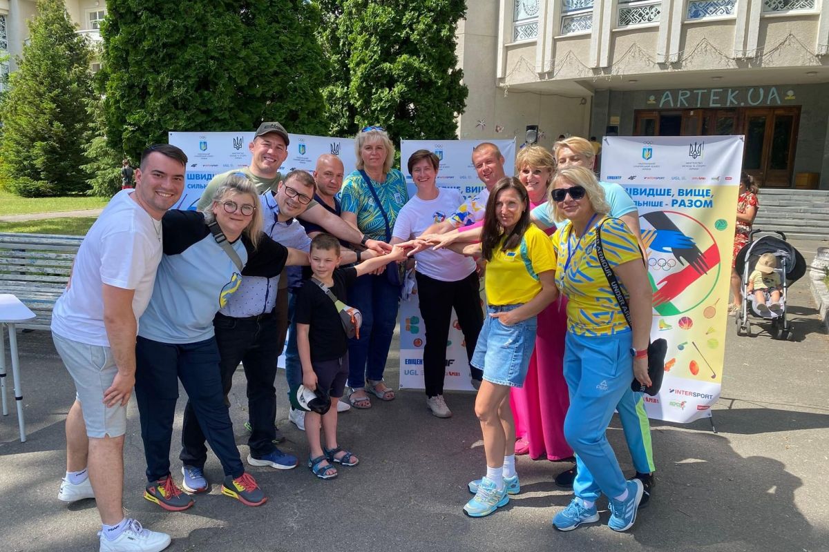 Всеукраїнський проект НОК України "ШВИДШЕ, ВИЩЕ,СИЛЬНІШЕ - РАЗОМ" Всеукраїнський проект НОК України "ШВИДШЕ, ВИЩЕ,СИЛЬНІШЕ - РАЗОМ"