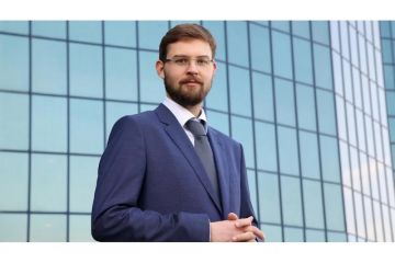 Тимур Турлов. Как аферист обманывает население на миллиарды Тимур Турлов. Как аферист обманывает население на миллиарды