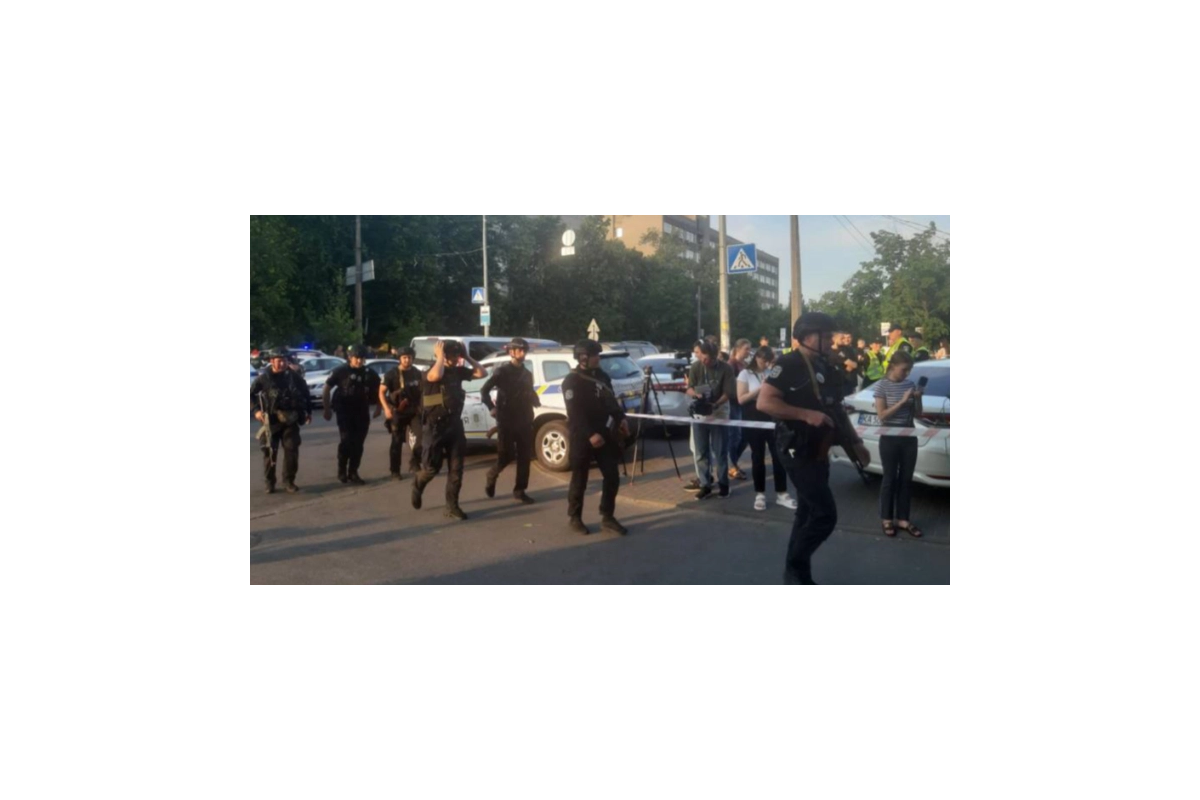 У Києві в приміщенні суду в Шевченківському районі пролунав вибух У Києві в приміщенні суду в Шевченківському районі пролунав вибух