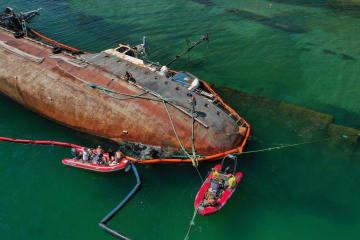 Танкер «Делфі» знову протік нафтопродуктами – керівник Одеського морського порту Руслан Сахаутдінов жодних мір не приймає! Хто відповідатиме??? Звернення до Президента!!! Танкер «Делфі» знову протік нафтопродуктами – керівник Одеського морського порту Руслан Сахаутдінов жодних мір не приймає! Хто відповідатиме??? Звернення до Президента!!!