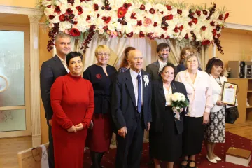 ​60 років разом: одесити відсвяткували ювілейне діамантове весілля